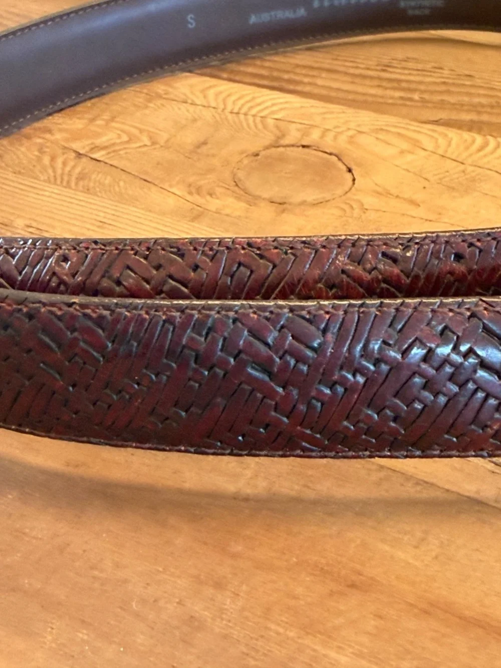 Italics Genuine Leather Belt Made in Australia Gold Buckle Detailed Classic S